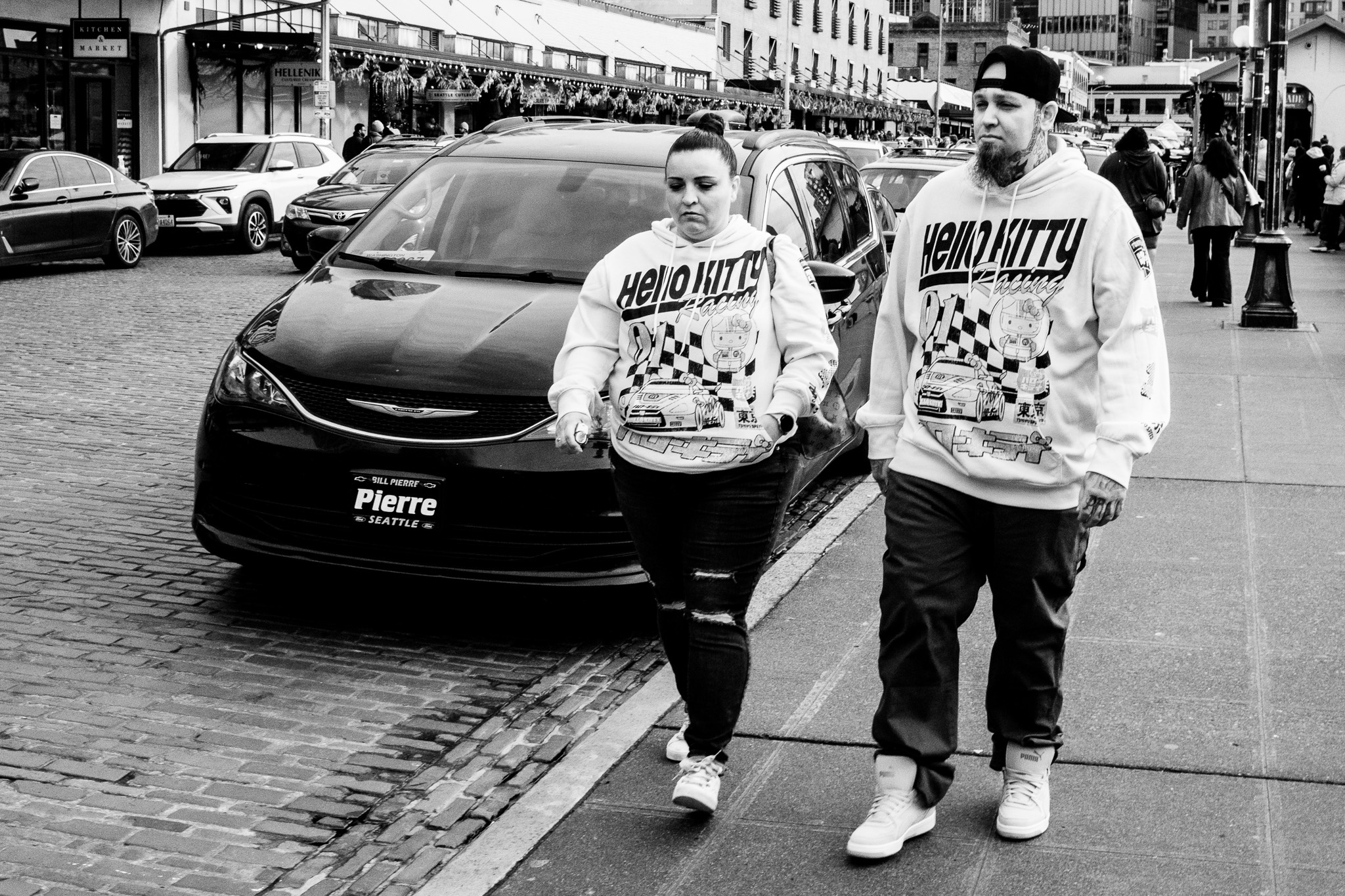 Urban Match: Hello Kitty Duo