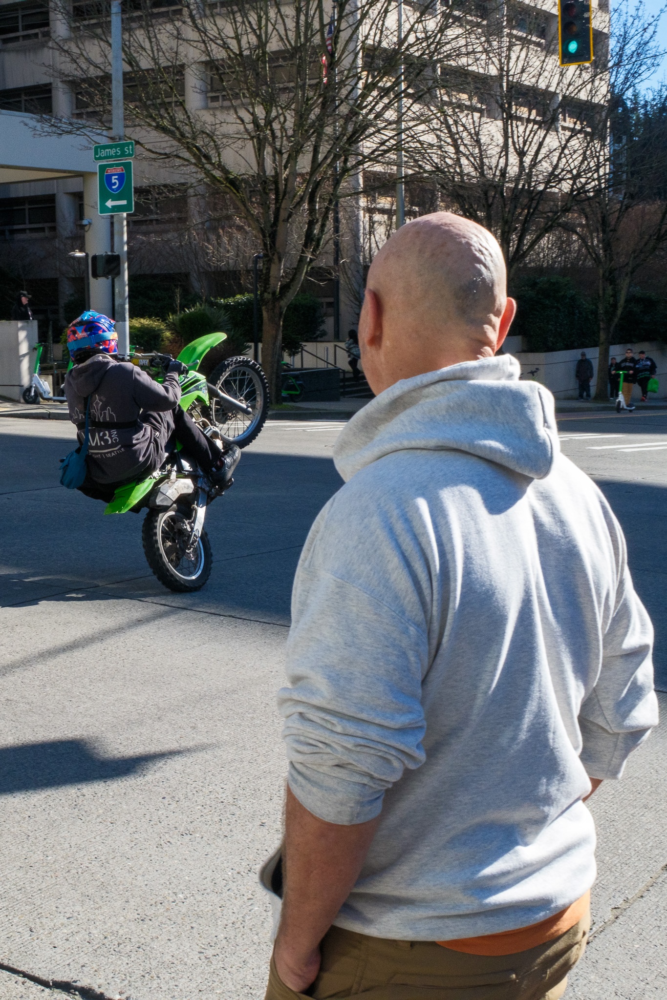 Urban Wheelie Showdown