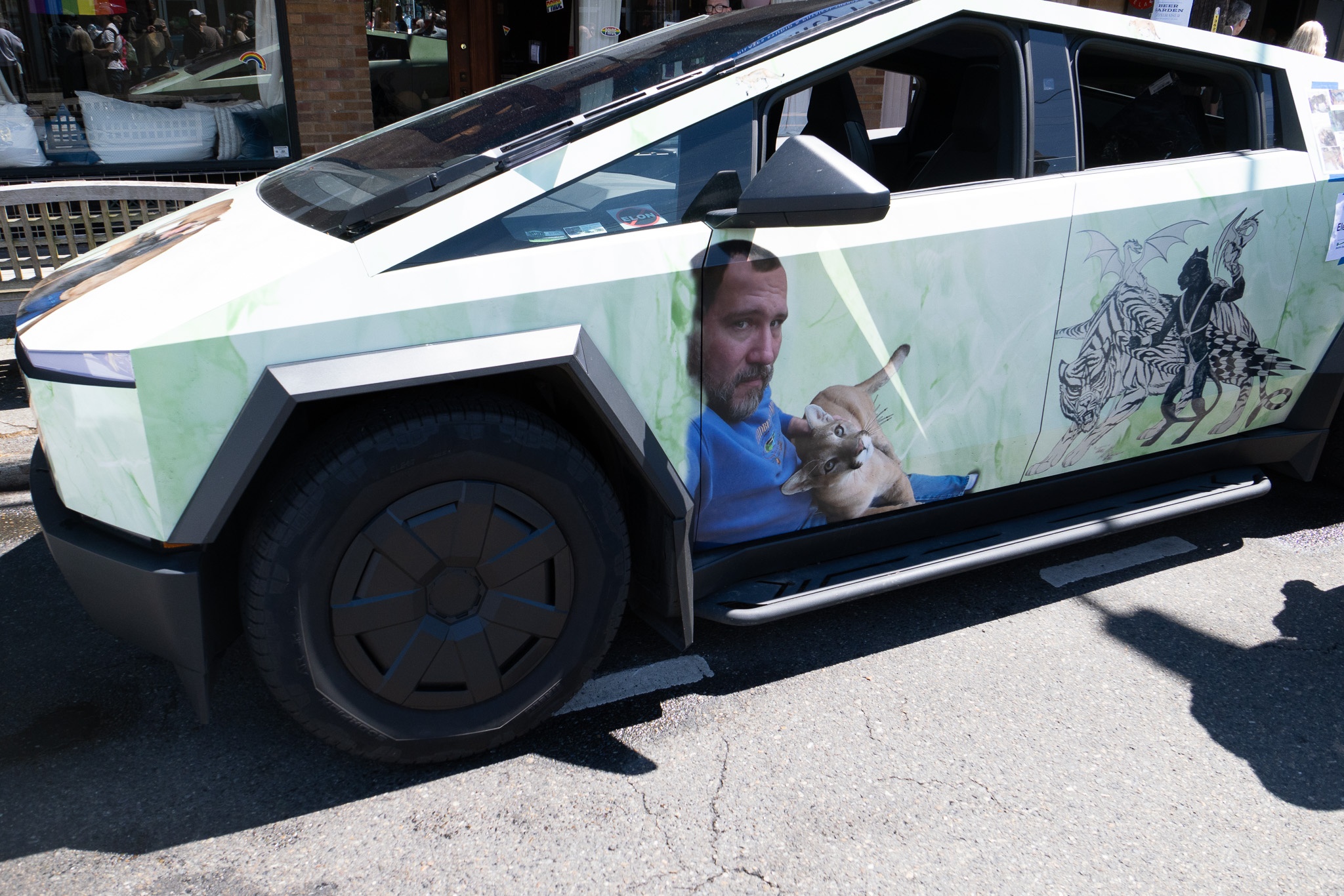 Urban Art on Wheels