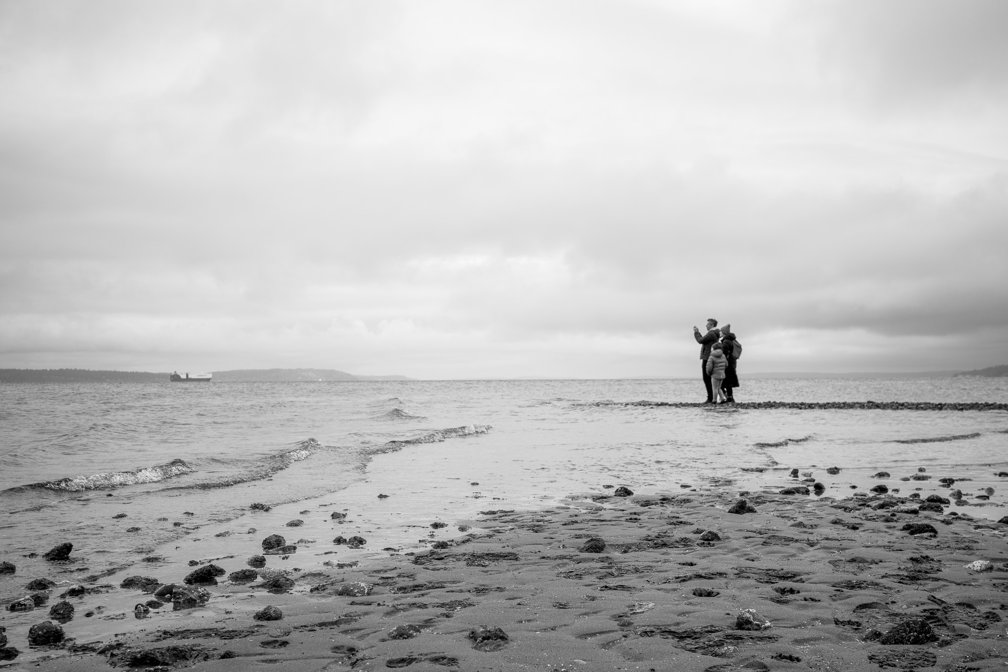 A family of Orca watchers