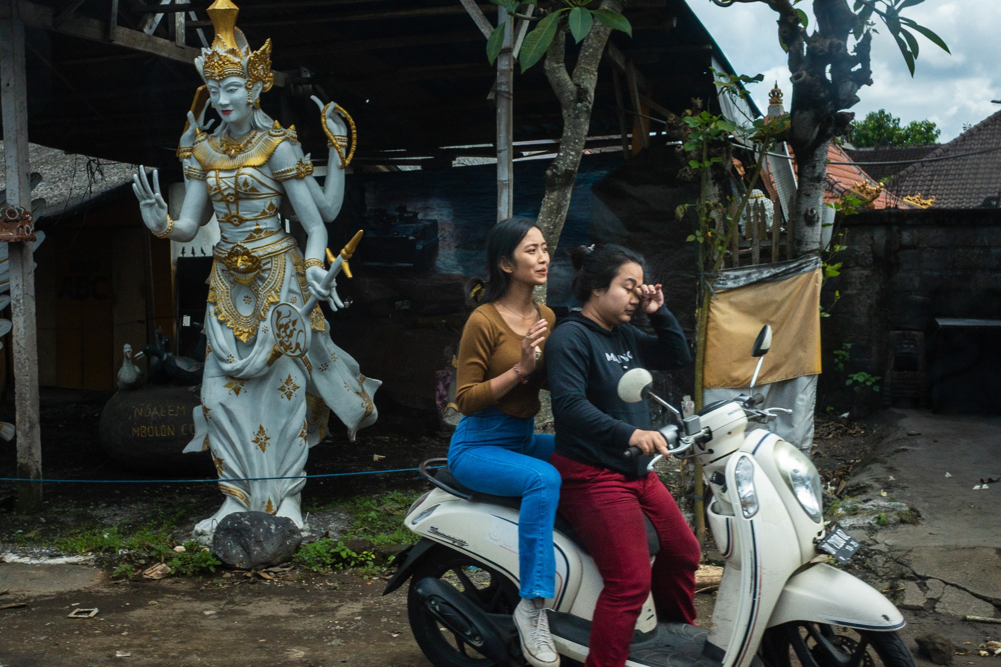 Scooter Sisters in Culture